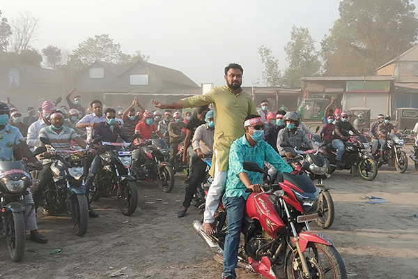 ধামরাইয়ে চেয়ারম্যান প্রার্থীর মোটরসাইকেল শোডাউন