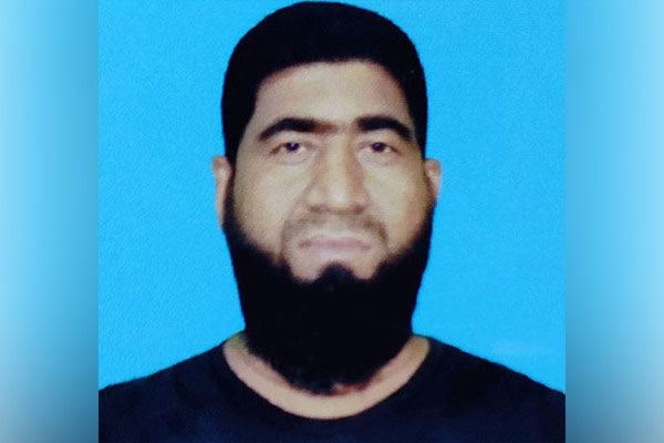 মসজিদে নামাজ পড়ার সময় সিজদায় মৃত্যু রুহুল আমিনের