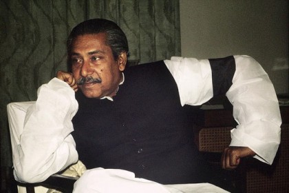 নিউইয়র্কে বঙ্গবন্ধুর ১০০ দুর্লভ ছবির প্রদর্শনী 

