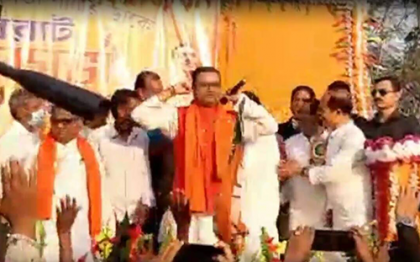 তৃণমূলে ছিলেন, তাই প্রায়শ্চিত্ত করতে কান ধরে ওঠবস পশ্চিমবঙ্গের নেতার
