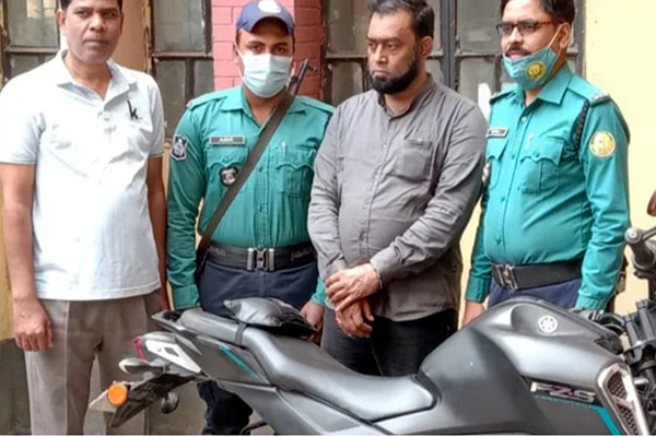 সিলেটে মোটরসাইকেল চোর চক্রের হোতা বিএনপি নেতা!