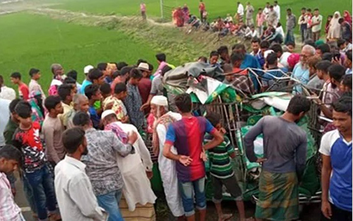 সভা শেষে ময়মনসিংহ থেকে ফেরার পথে সড়ক দুর্ঘটনায় প্রাণ গেল সাংবাদিকের 
