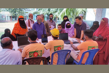 কালিয়াকৈরে করোনা ভ্যাকসিনের ফ্রি নিবন্ধন কার্যক্রম শুরু