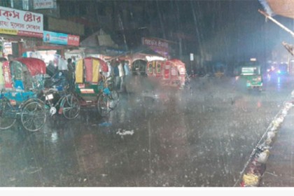সিলেটে বজ্রসহ বৃষ্টি

