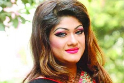 ভালো ছেলে পেলে বিয়ে করবেন মুনমুন