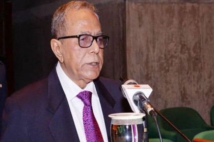 যুদ্ধে ঝাঁপিয়ে পড়তে বঙ্গবন্ধুর ভাষণ ছিল এক মহামন্ত্র

