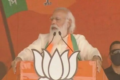 রাজনৈতিক জীবনে এতো বড় জনসভা দেখিনি: কলকাতায় মোদি

