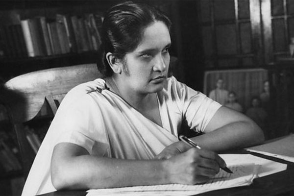 ইতিহাসের সাক্ষী; বিশ্বের প্রথম নারী প্রধানমন্ত্রী সিরিমাভো বন্দরনাইকা