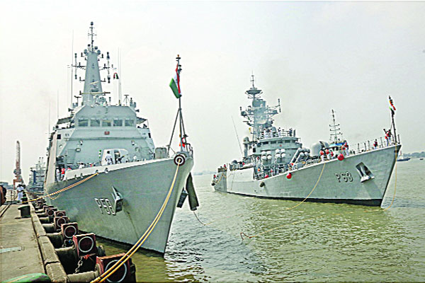 ভারতীয় নৌবাহিনীর যুদ্ধজাহাজ শুভেচ্ছা সফরে মোংলায়