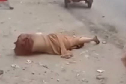 প্রতিবন্ধী নারীকে বাস থেকে ফেলে দেয়ায় চালক-হেলপার গ্রেফতার