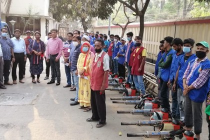 কিউলেক্স মশা নিয়ন্ত্রণে ডিএনসিসির সমন্বিত অভিযান