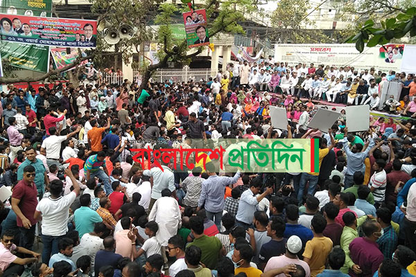 বর্তমান নির্বাচন কমিশন আজ্ঞাবহ ক্রীতদাসের চেয়েও খারাপ: ফখরুল


