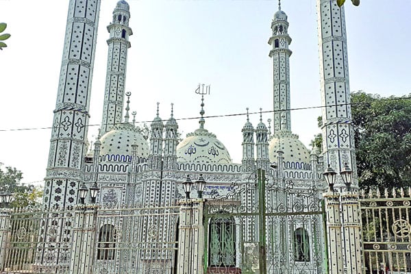 বায়তুল আজগর সাত গম্বুজ মসজিদ