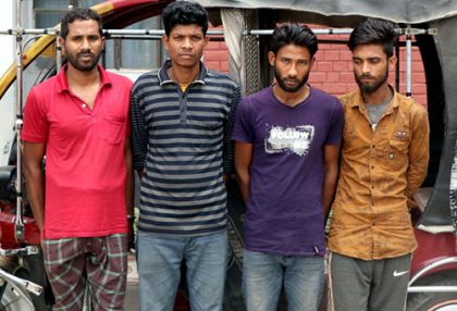 ঝিনাইদহে ইজিবাইকসহ ৪ চোর আটক