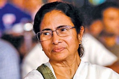 মমতার কোনো বাড়ি-গাড়ি নেই