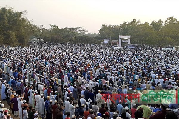 এমপি মাহমুদ উস সামাদের দাফন সম্পন্ন