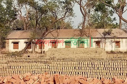 ময়মনসিংহে শিক্ষাপ্রতিষ্ঠান ঘেঁষে ইটভাটা, স্বাস্থ্যঝুঁকিতে শিক্ষার্থীরা