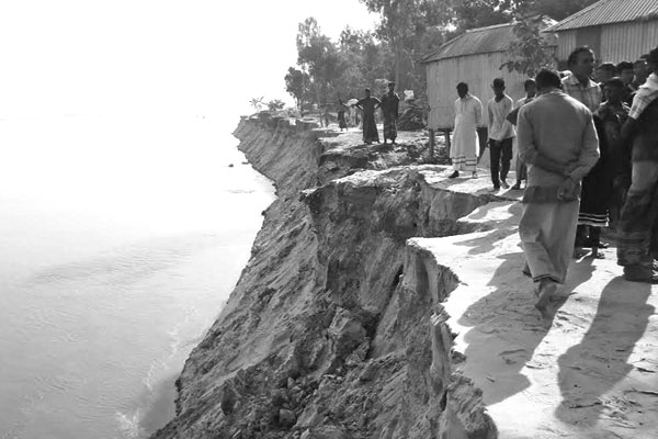ভাঙনের কবলে কুড়িগ্রাম
