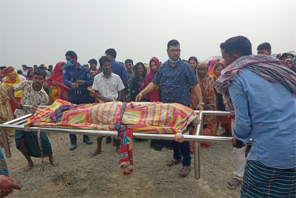মুন্সীগঞ্জে ককটেল হামলায় মাথার খুলি উড়ে গিয়ে ঘটনাস্থলে যুবকের মৃত্যু 