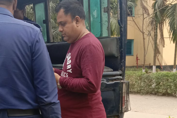 মেহেরপুরে প্রতারণা মামলার আসামি গ্রেফতার 