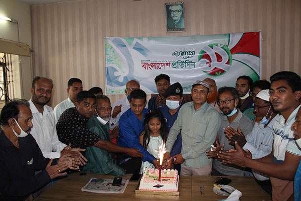নোয়াখালীতে বাংলাদেশ প্রতিদিনের প্রতিষ্ঠাবার্ষিকী উদযাপন