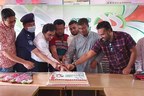 ভালুকায় বাংলাদেশ প্রতিদিনের প্রতিষ্ঠাবার্ষিকী উদযাপন