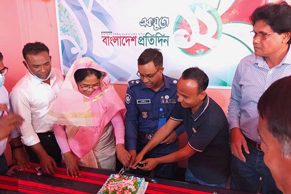নড়াইলে বাংলাদেশ প্রতিদিনের প্রতিষ্ঠাবার্ষিকী উদযাপন