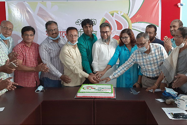 সাতক্ষীরায় বাংলাদেশ প্রতিদিনের প্রতিষ্ঠাবার্ষিকী উদযাপন