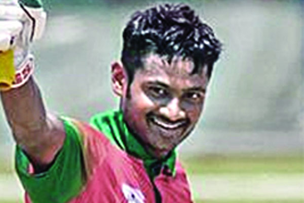 সেঞ্চুরি করে আইরিশদের বাংলাওয়াশ