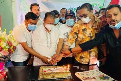 সাভারে বাংলাদেশ প্রতিদিনের প্রতিষ্ঠাবার্ষিকী উদযাপন