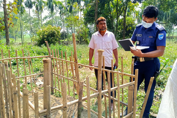 কালিয়াকৈরে সাতটি কবর থেকে কঙ্কাল চুরি