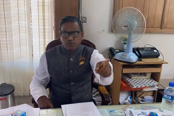 সেতুমন্ত্রীর স্ত্রী আমাকে হত্যার জন্য ১ কোটি টাকা পাঠিয়েছেন: কাদের মির্জা