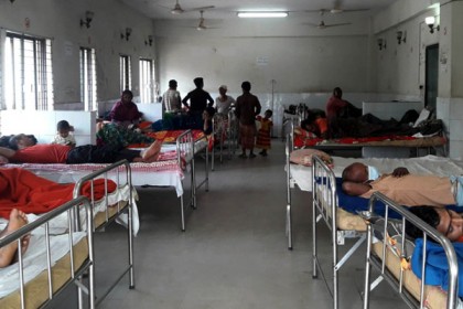 হঠাৎ ডায়রিয়া রোগী বেড়েছে খানসামায় 

