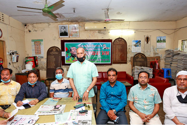 বঙ্গবন্ধুর জন্মশতবার্ষিকী উপলক্ষে বগুড়া প্রেস ক্লাবের আলোচনা সভা
