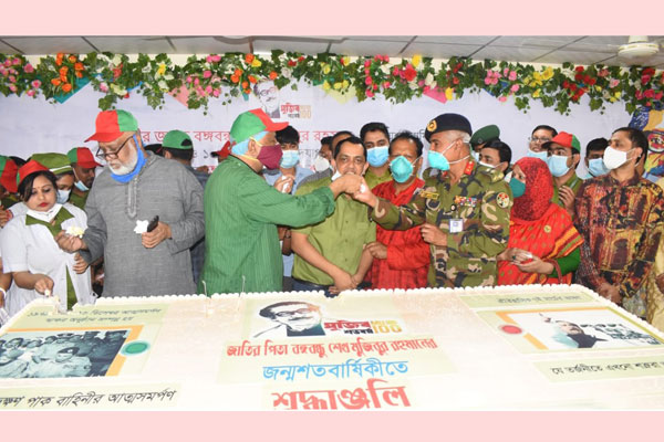 কেক কেটে বঙ্গবন্ধুর জন্মশতবার্ষিকী পালন ওসমানী হাসপাতাল বিএনএ’র