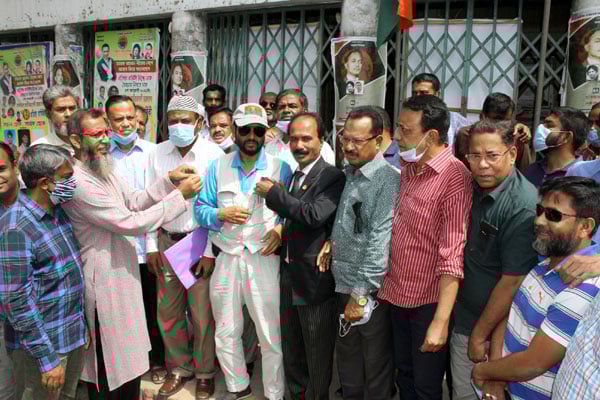 ব্যারিস্টার মওদুদের মৃত্যুতে বগুড়ায় বিএনপির পতাকা অর্ধনমিত