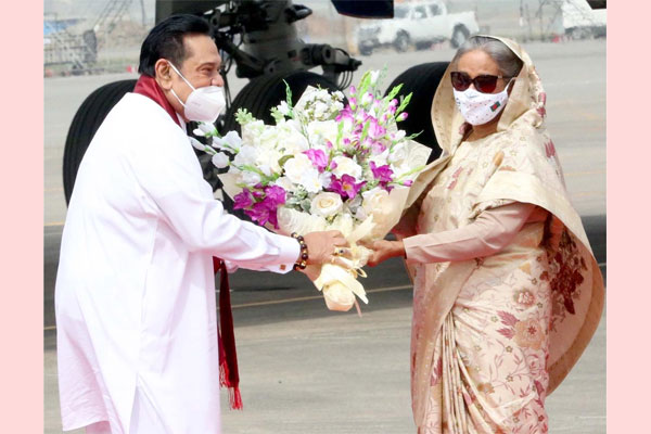 দুই দিনের সফরে ঢাকায় শ্রীলঙ্কার প্রধানমন্ত্রী রাজাপক্ষে
