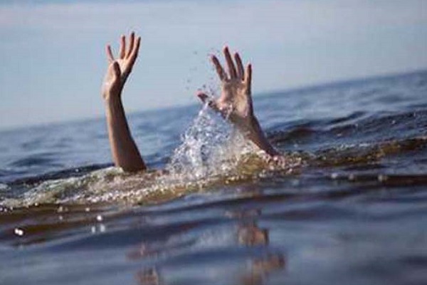 আদিতমারীতে পানিতে ডুবে শিশুর মৃত্যু