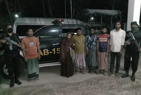 টেকনাফে বিদেশী মুদ্রা  ও ৯০ হাজার পিস ইয়াবা জব্দ, আটক ৬