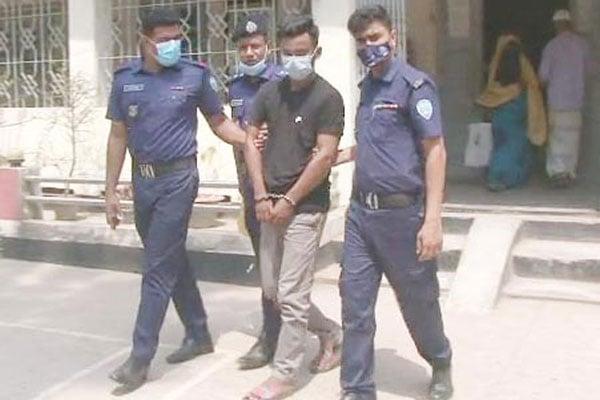 লক্ষ্মীপুরে দুই কিশোরীকে ধর্ষণের অভিযোগে দুই যুবক গ্রেফতার   

