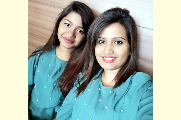 মায়ের পথে ন্যান্‌সিকন্যা রোদেলা