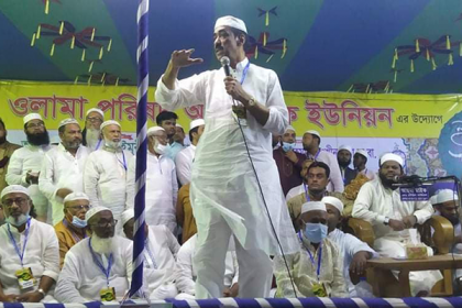 'কারও ক্ষমতা থাকলে মসজিদ-মাদ্রাসায় হাত দিয়ে দেখাক'