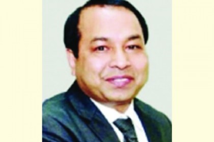 দুই বান্ধবীকে নিয়ে ২২ থেকে ২৫ বার বিদেশ ভ্রমণ করেছেন পি কে হালদার