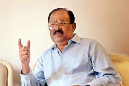 শারীরিক অবস্থার অবনতি, আইসিইউতে কাজী হায়াৎ