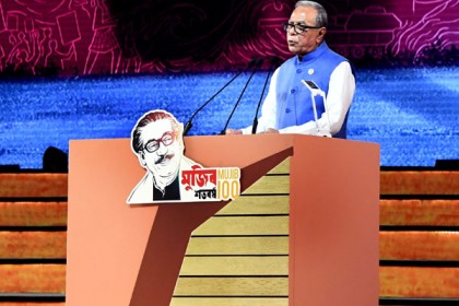 ‘দলমত নির্বিশেষে হতদরিদ্র মানুষের পাশে দাঁড়ানোই হবে মুজিববর্ষের বড় অর্জন’

