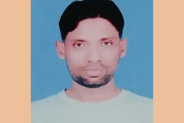 ফরিদপুরে ইজিবাইক চালককে নৃশংসভাবে পুড়িয়ে হত্যা