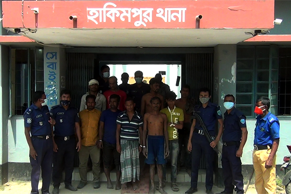দিনাজপুরে গরুসহ ৯ চোর আটক