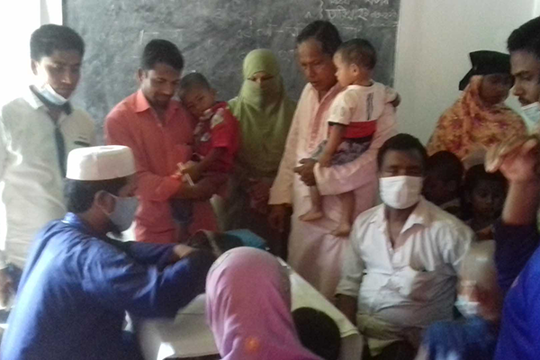 গৌরীপুরে বিনামূল্যে চিকিৎসা সেবা প্রদান