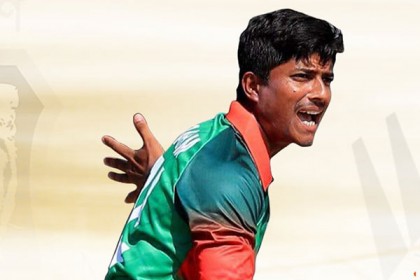 মেহেদীর ঘূর্ণিতে বিপাকে নিউজিল্যান্ড
