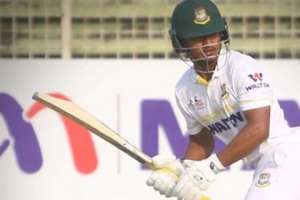 
জাতীয় লিগে শাহাদাতের অভিষেক সেঞ্চুরি